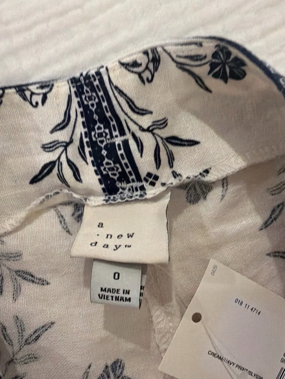 Target A New Day Shorts. Linen like. Navy and white. Pockets.